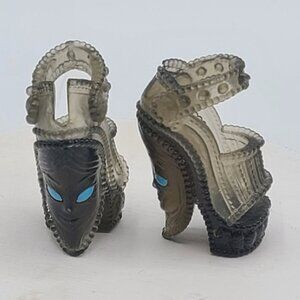 Monster High Kiyomi Haunterly Doll Shoes From Haunted Student Spirits Line